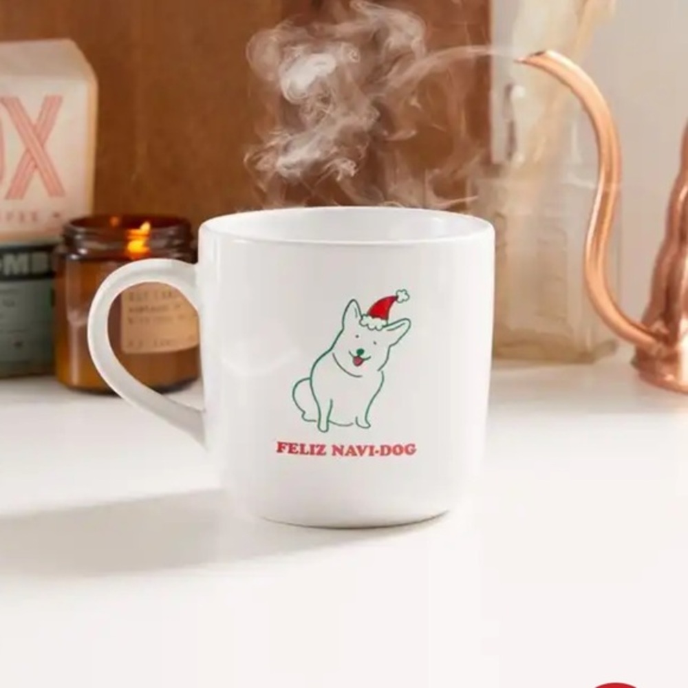 URBAN OUTFITTERS
Seasonal Graphic